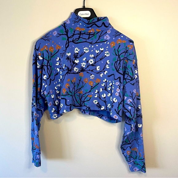 Thief and Bandit hand screened French terry cropped sweatshirt size M - Picture 2 of 5